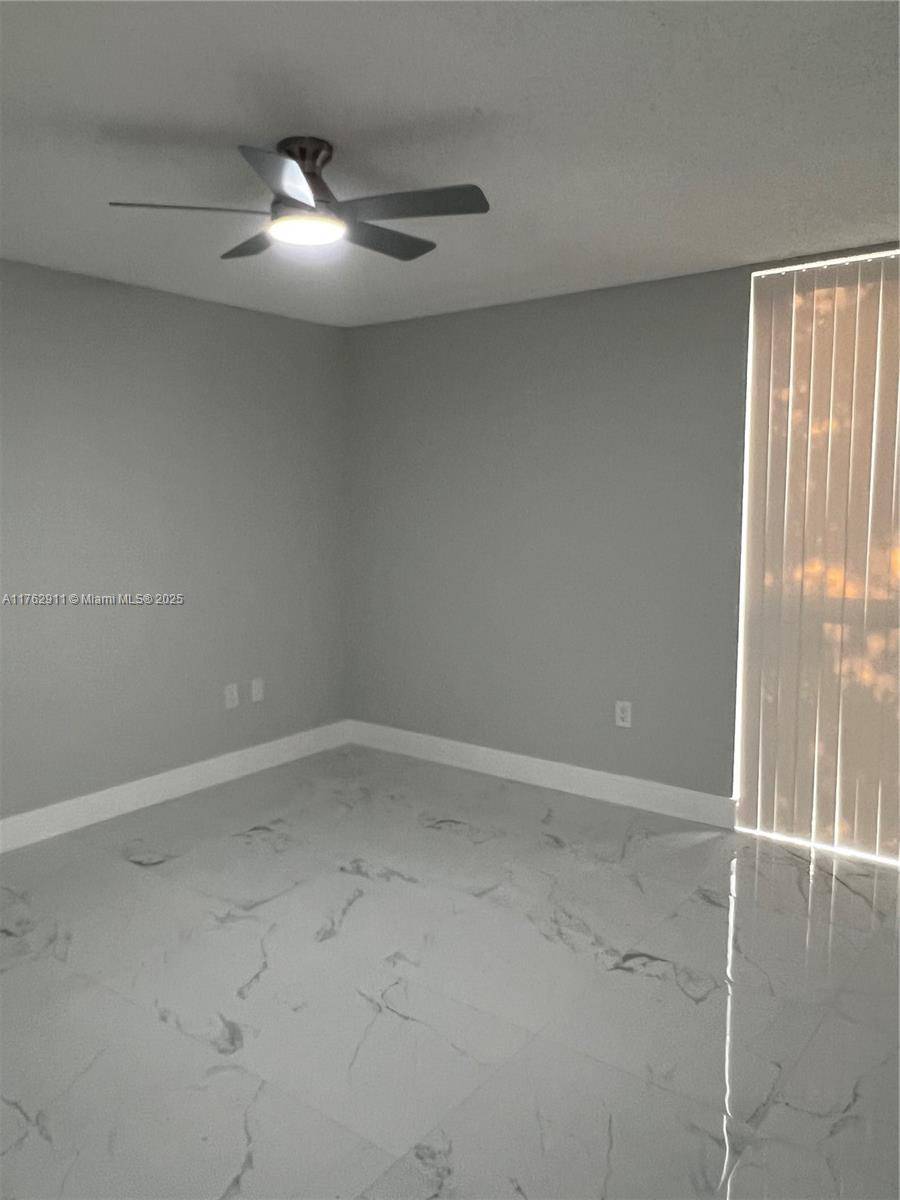Hialeah, FL 33015,7125 NW 186th St #B408