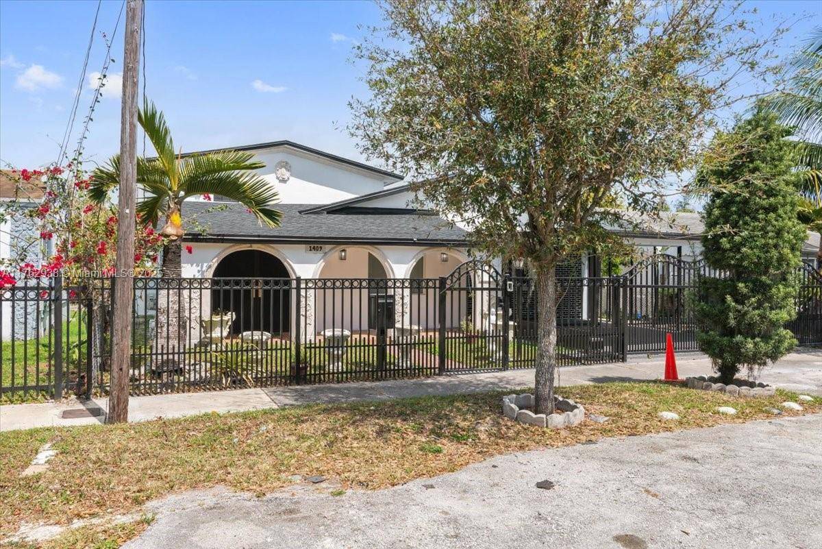 Miami, FL 33142,1409 NW 44th St #A