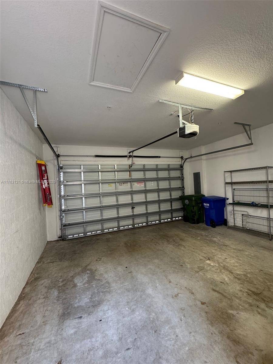 Pembroke Pines, FL 33027,14635 SW 14 St
