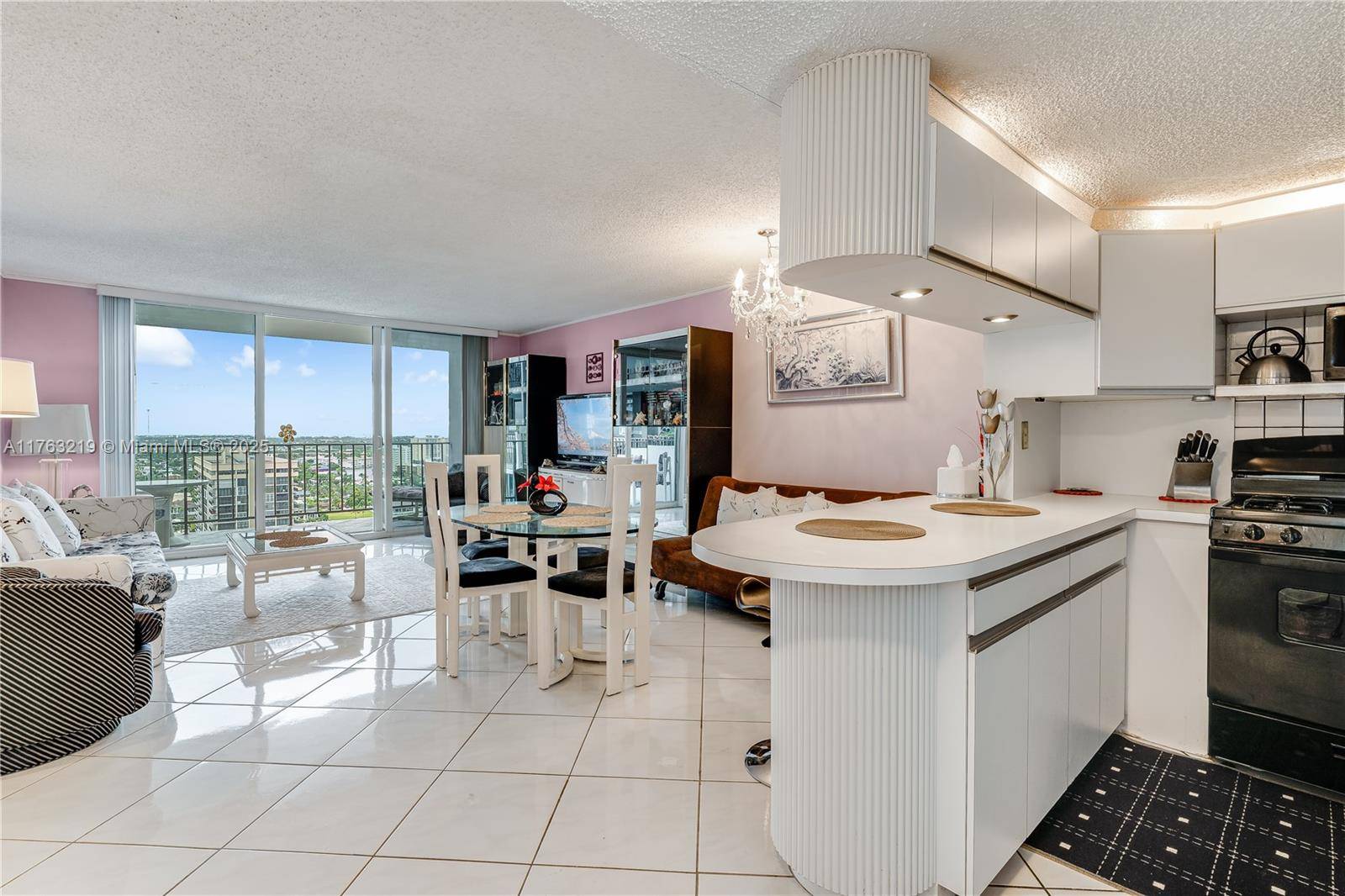 Hallandale Beach, FL 33009,2030 S Ocean Dr #1903