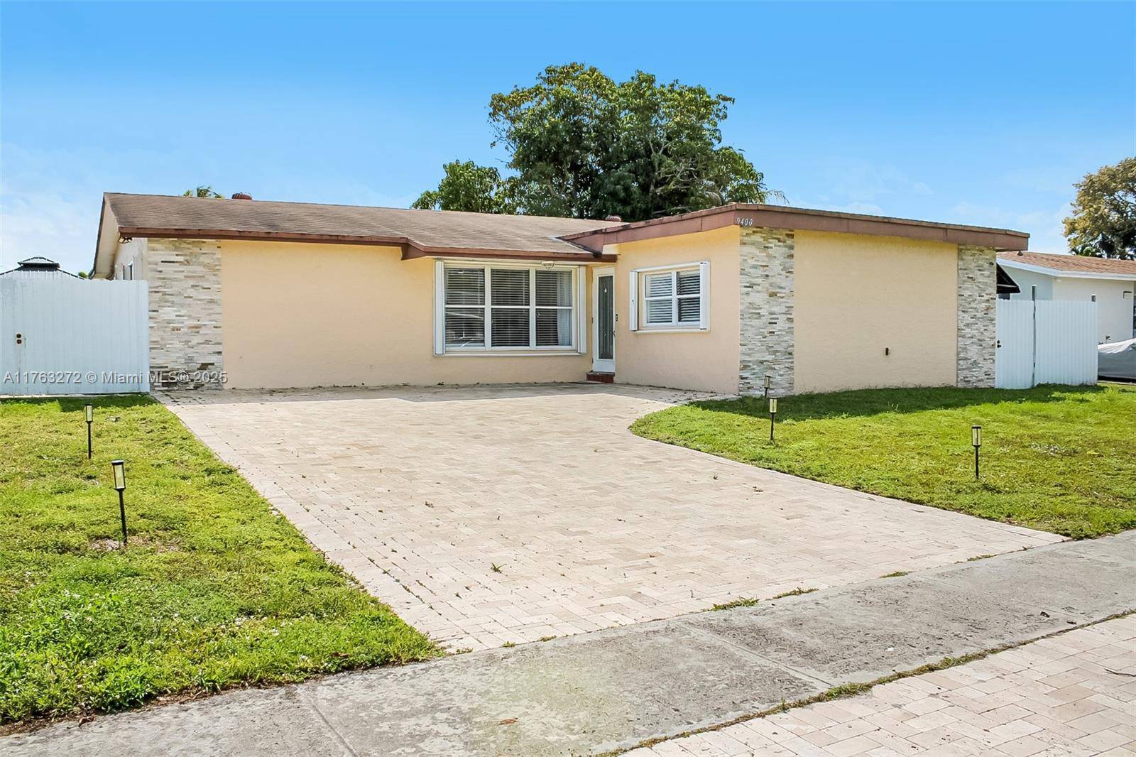 Pembroke Pines, FL 33024,9400 NW 13th St