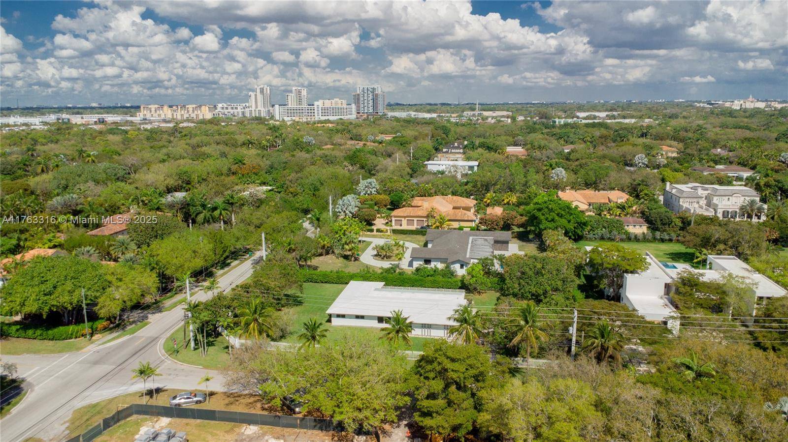 Pinecrest, FL 33156,6695 SW 96th St