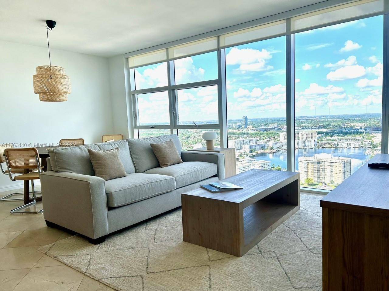 Hallandale Beach, FL 33009,1830 S Ocean Dr #3707