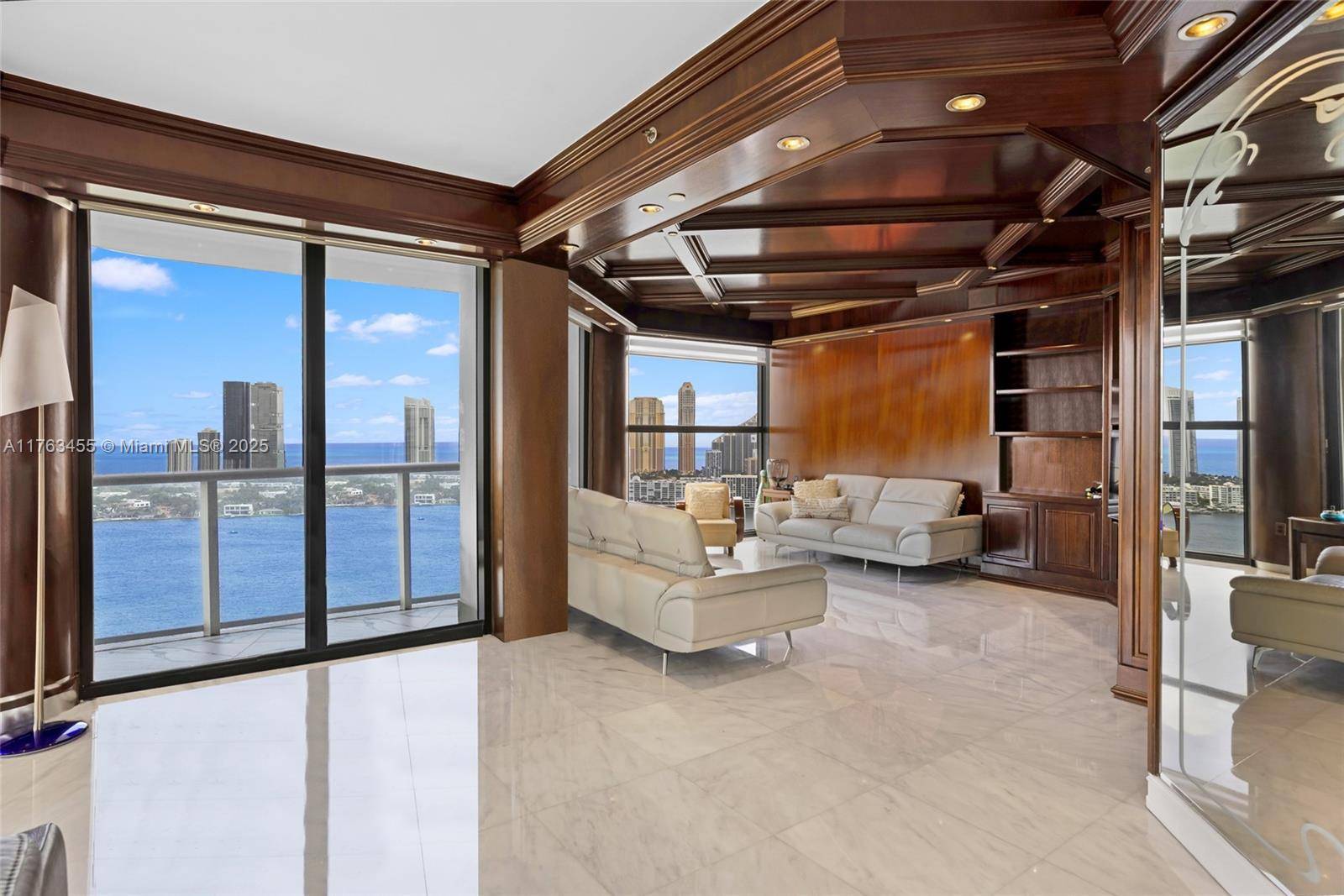 Aventura, FL 33160,4000 Island Blvd #PH6