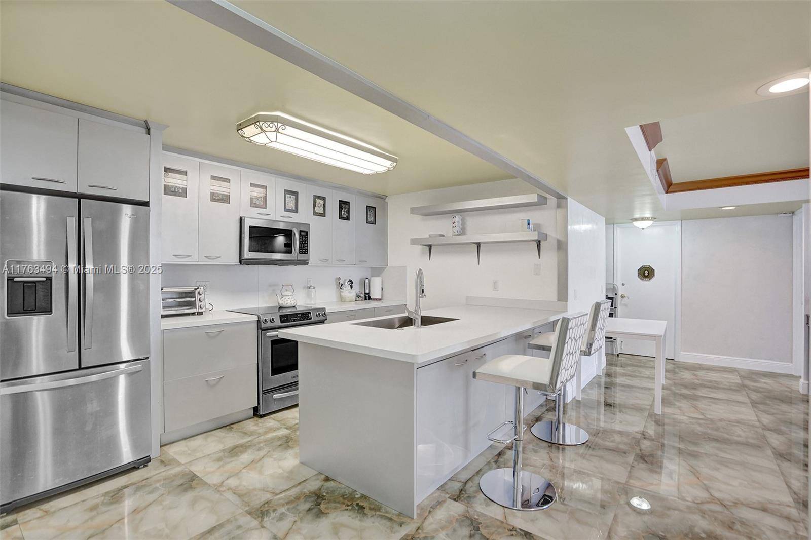 Hollywood, FL 33019,1410 S Ocean Dr #1102