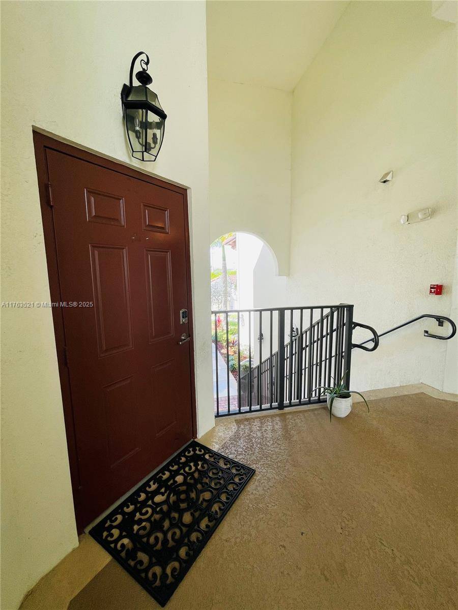 Doral, FL 33178,10620 NW 88th St #221