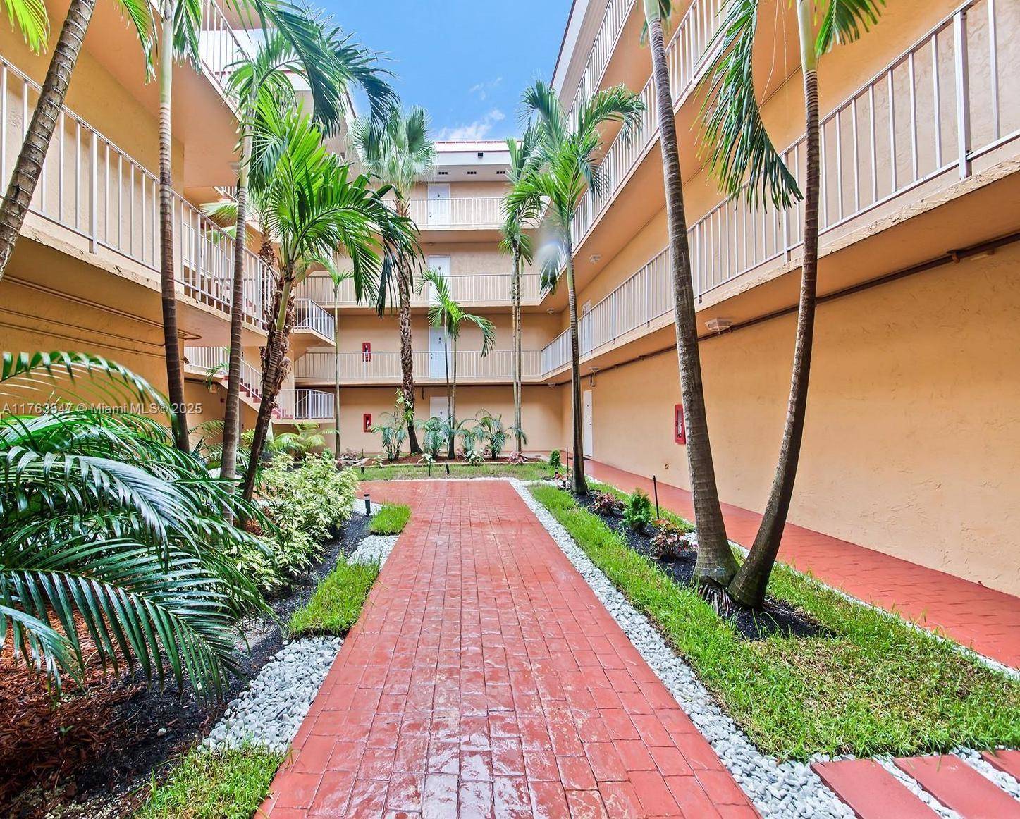 Plantation, FL 33324,505 S Pine Island Rd #302B