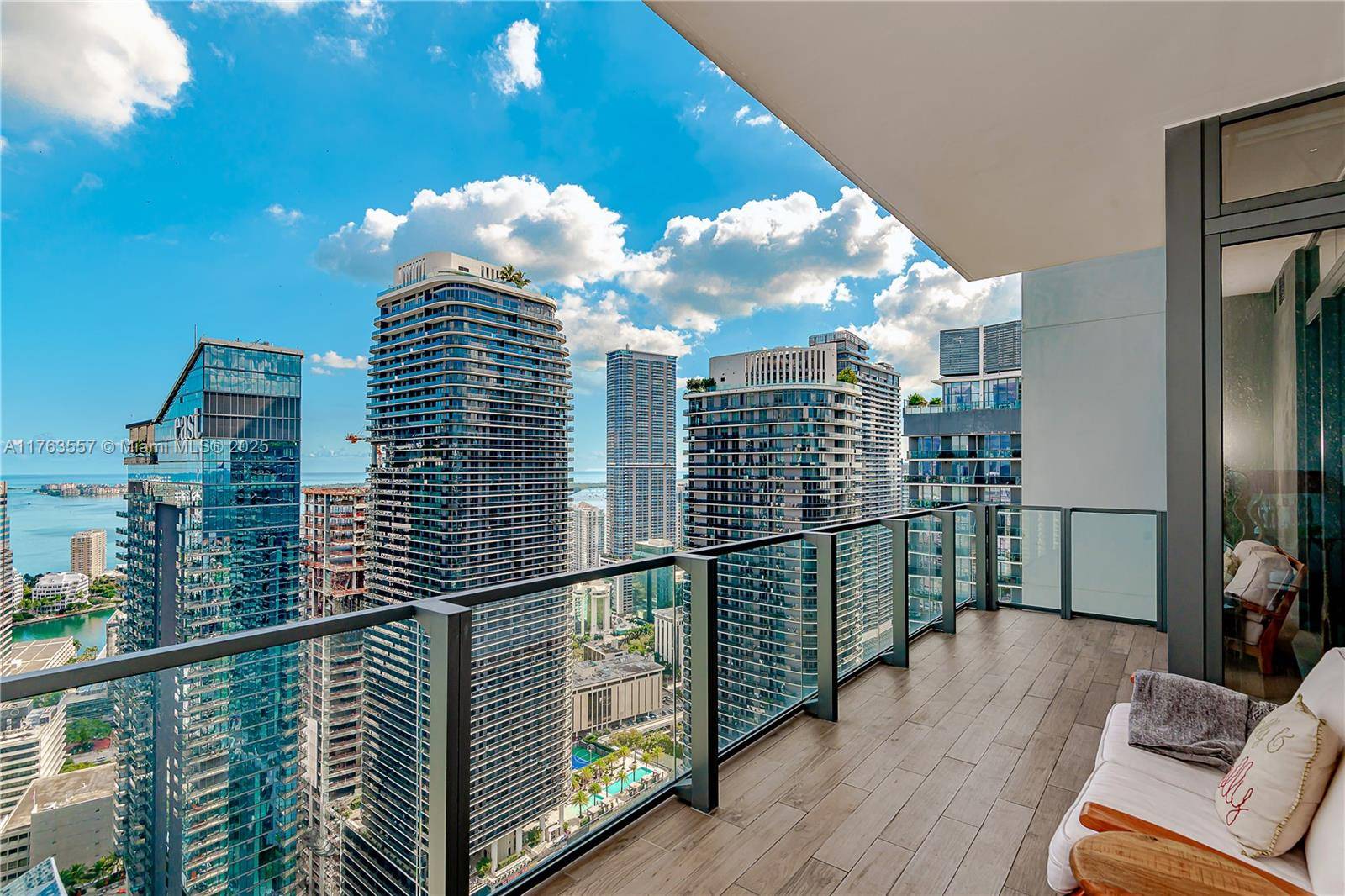 Miami, FL 33130,88 SW 7th St #4107