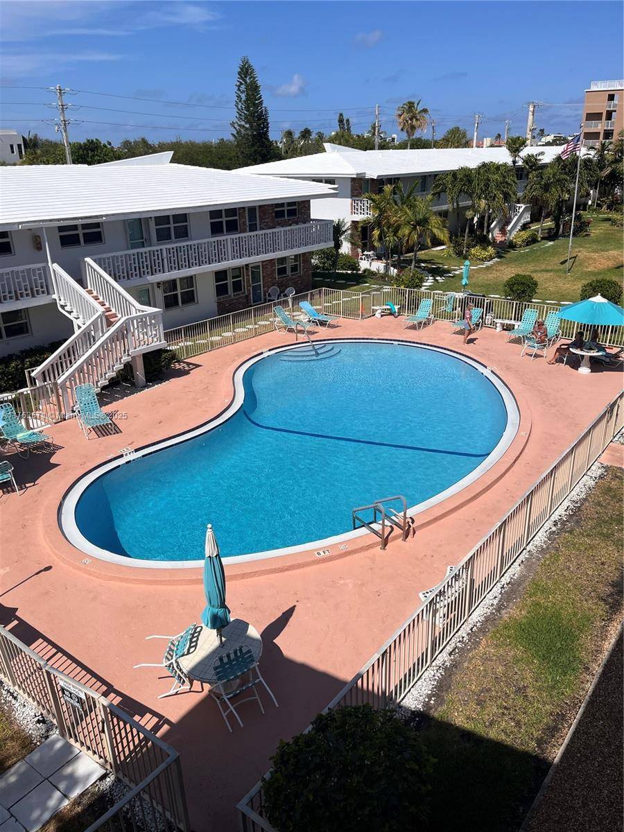 Lauderdale By The Sea, FL 33308,228 Hibiscus Ave #235