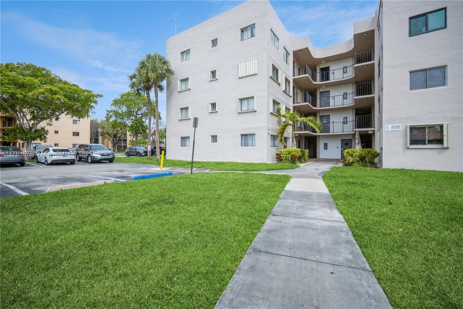 Miami, FL 33183,8500 SW 133rd Ave Rd #415