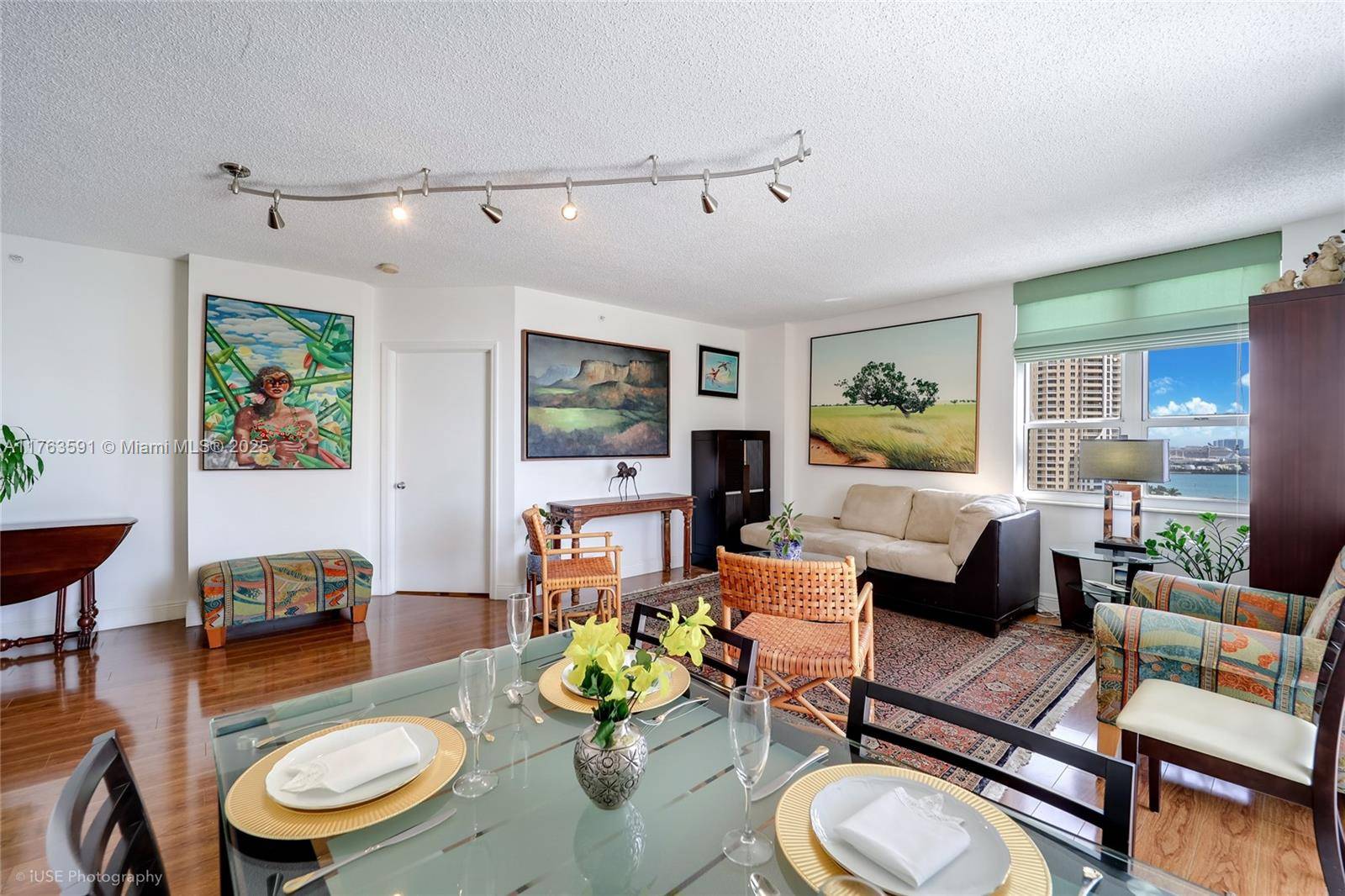 Miami, FL 33131,701 Brickell Key Blvd #1510