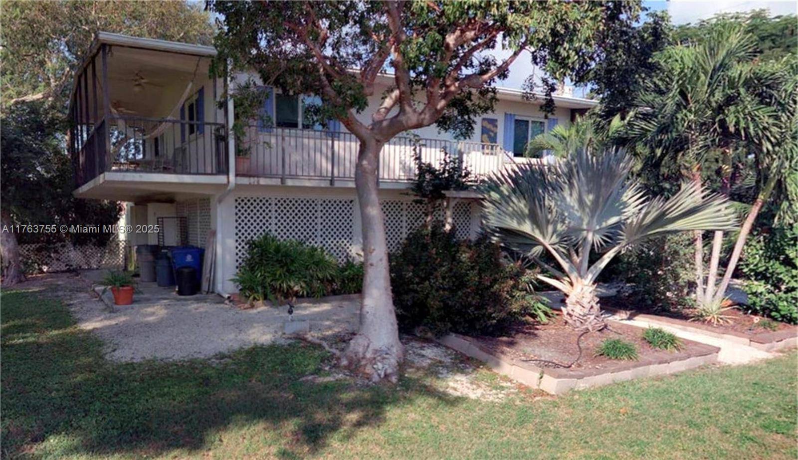 Key Largo, FL 33037,544 Plante St