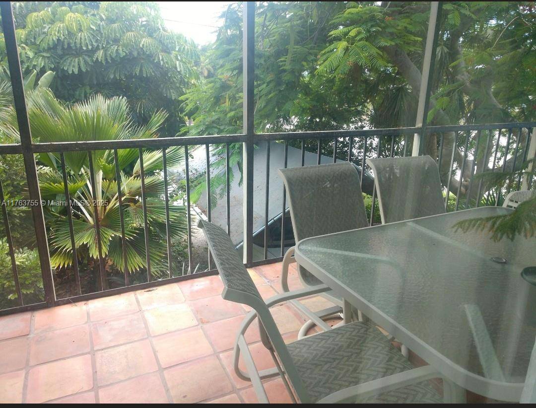 Key Largo, FL 33037,544 Plante St