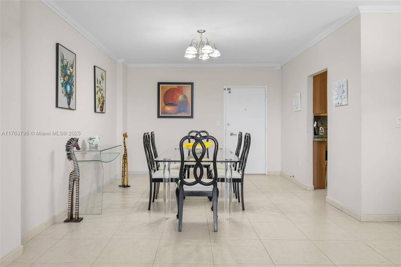 Sunny Isles Beach, FL 33160,300 Bayview Dr #1910