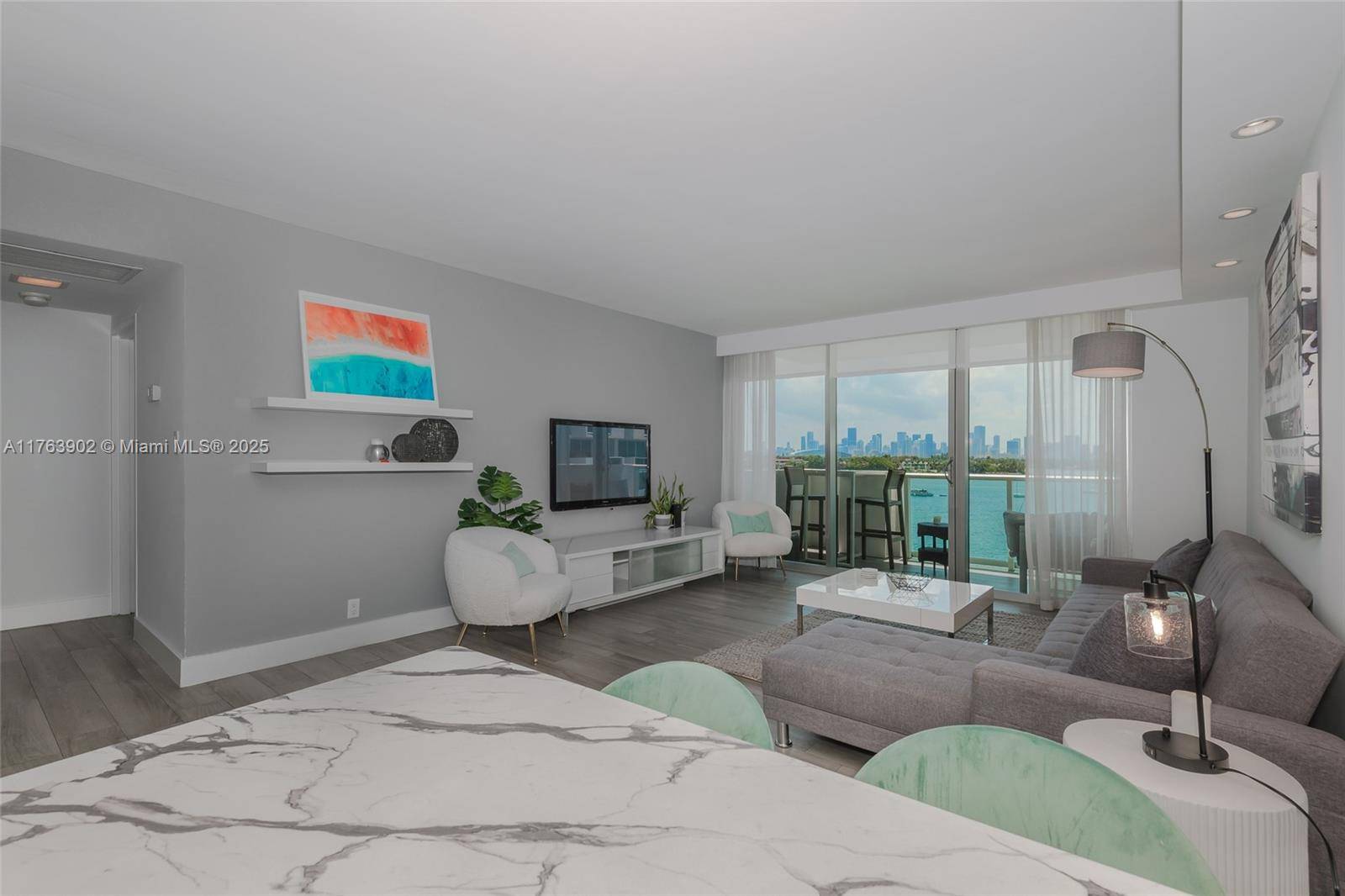 Miami Beach, FL 33139,1200 West Ave #605