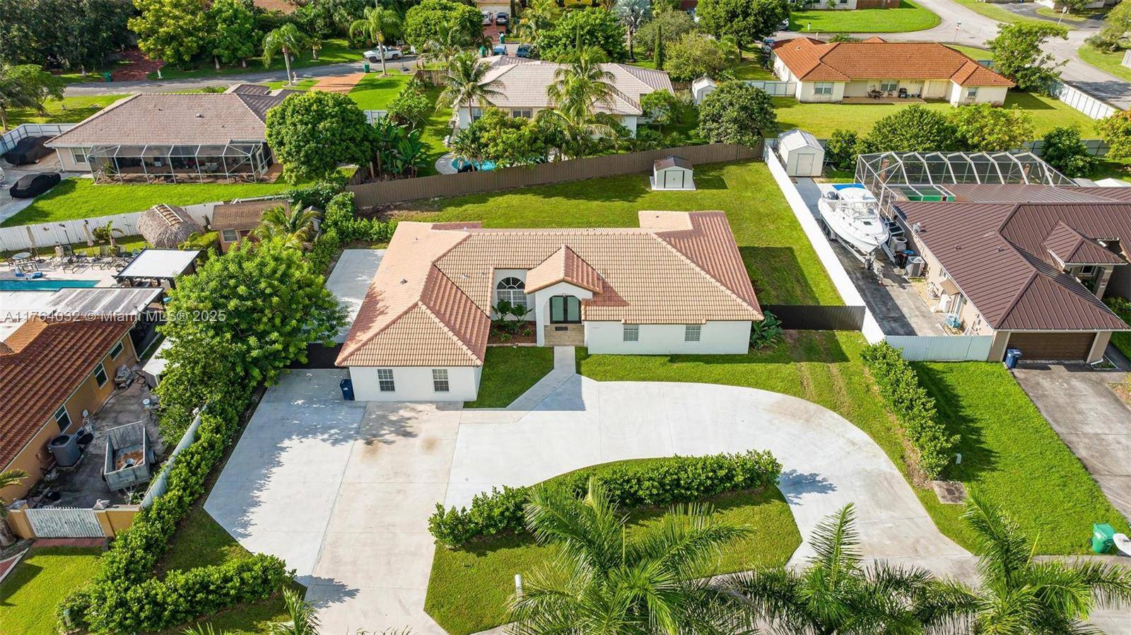 Homestead, FL 33033,15862 SW 286th St