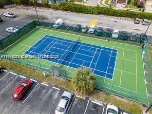 Lauderdale Lakes, FL 33311,2850 Somerset Dr #105L