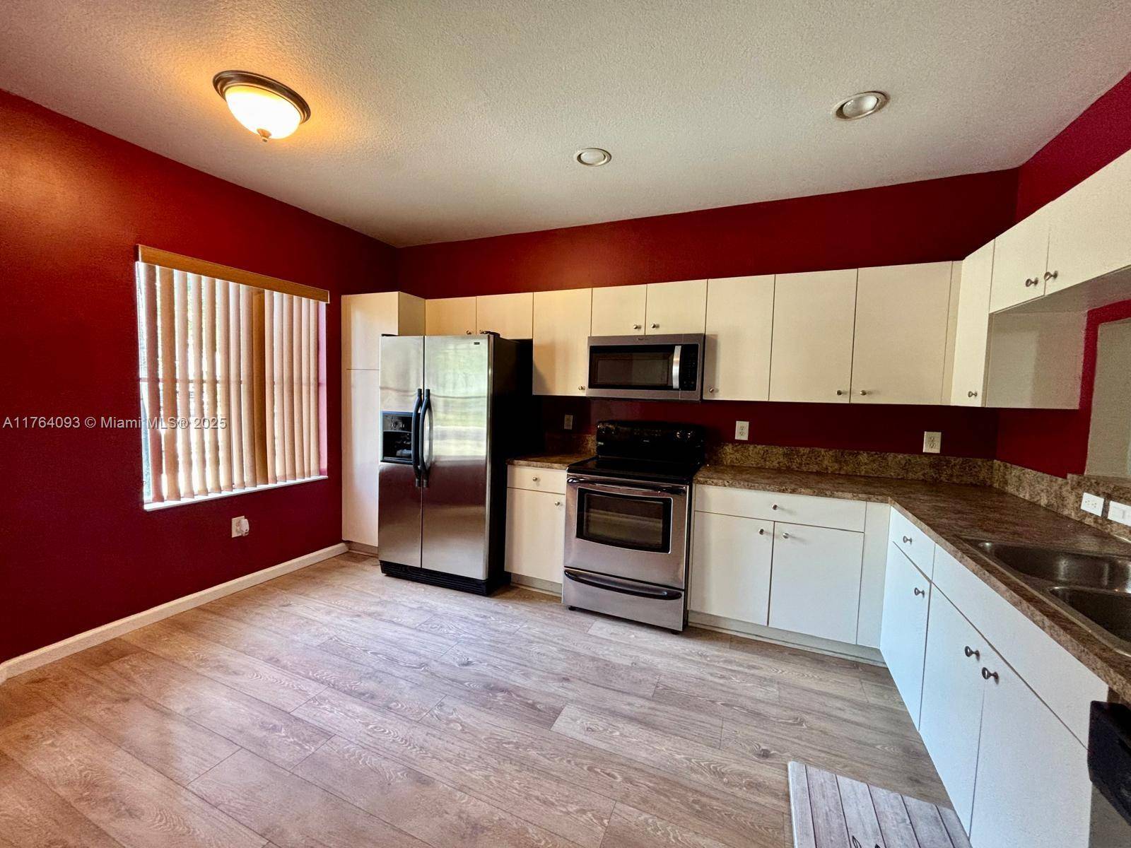 Miramar, FL 33025,8253 SW 29th St #104