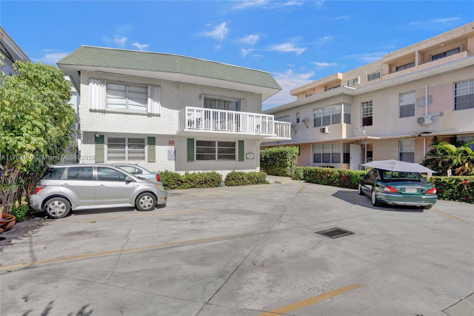 Miami Beach, FL 33141,6856 Abbott Ave #1