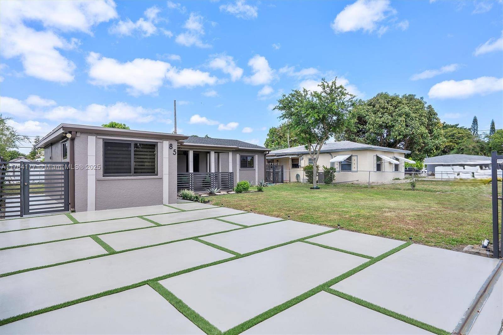 North Miami Beach, FL 33162,85 NE 171st Ter