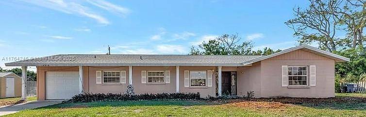 Sarasota, FL 34239,2916 Woodcrest Dr
