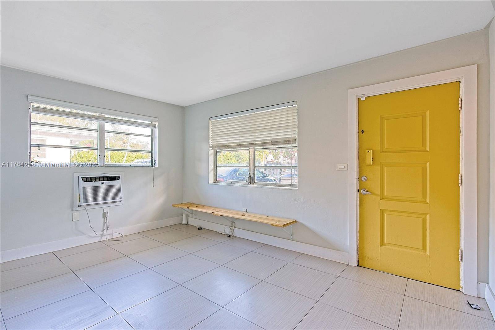 Miami, FL 33137,322 NE 55th Ter #322