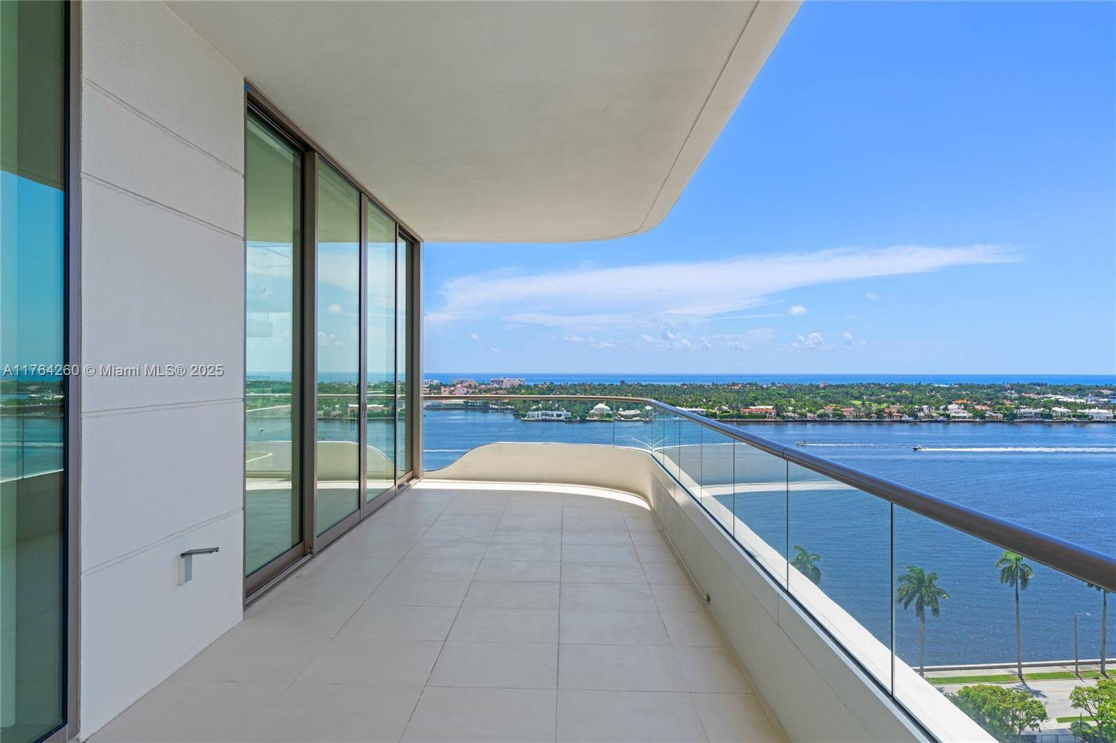 West Palm Beach, FL 33401,200 Arkona Ct #1401