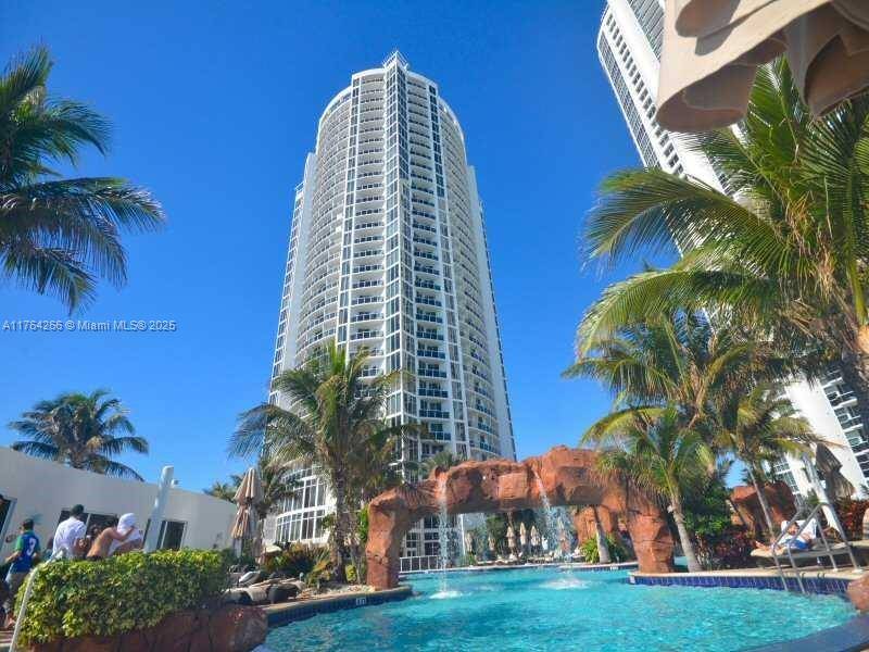 Sunny Isles Beach, FL 33160,18001 Collins Ave #2814