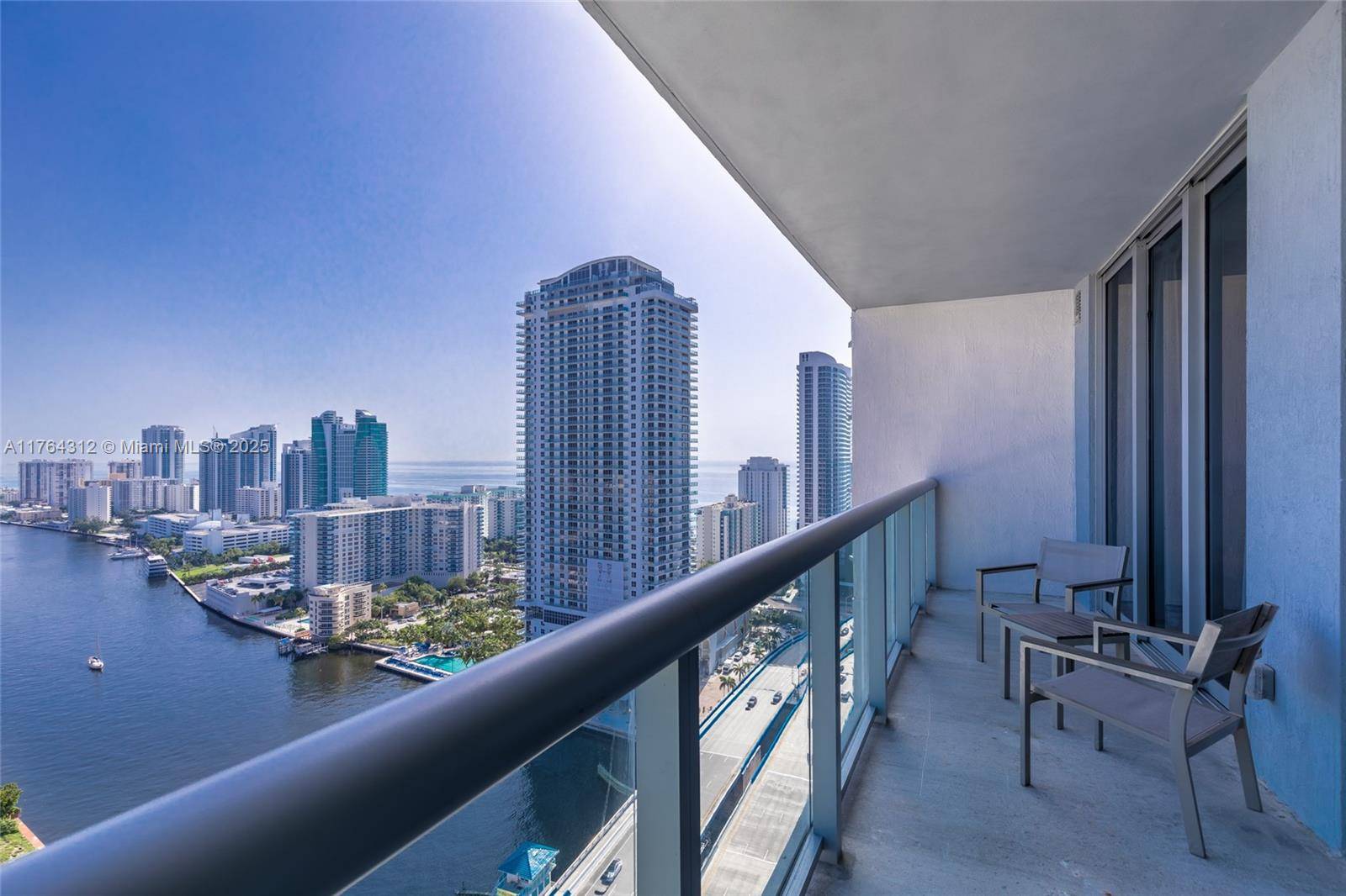 Hallandale Beach, FL 33009,2602 E Hallandale Beach Blvd #R3004