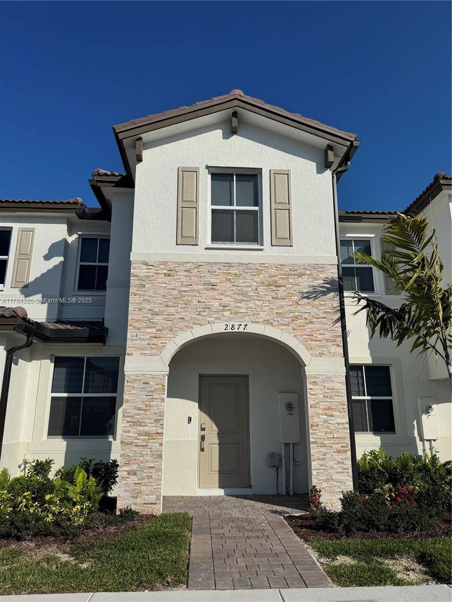 Homestead, FL 33035,2877 SE 25 Road #2877