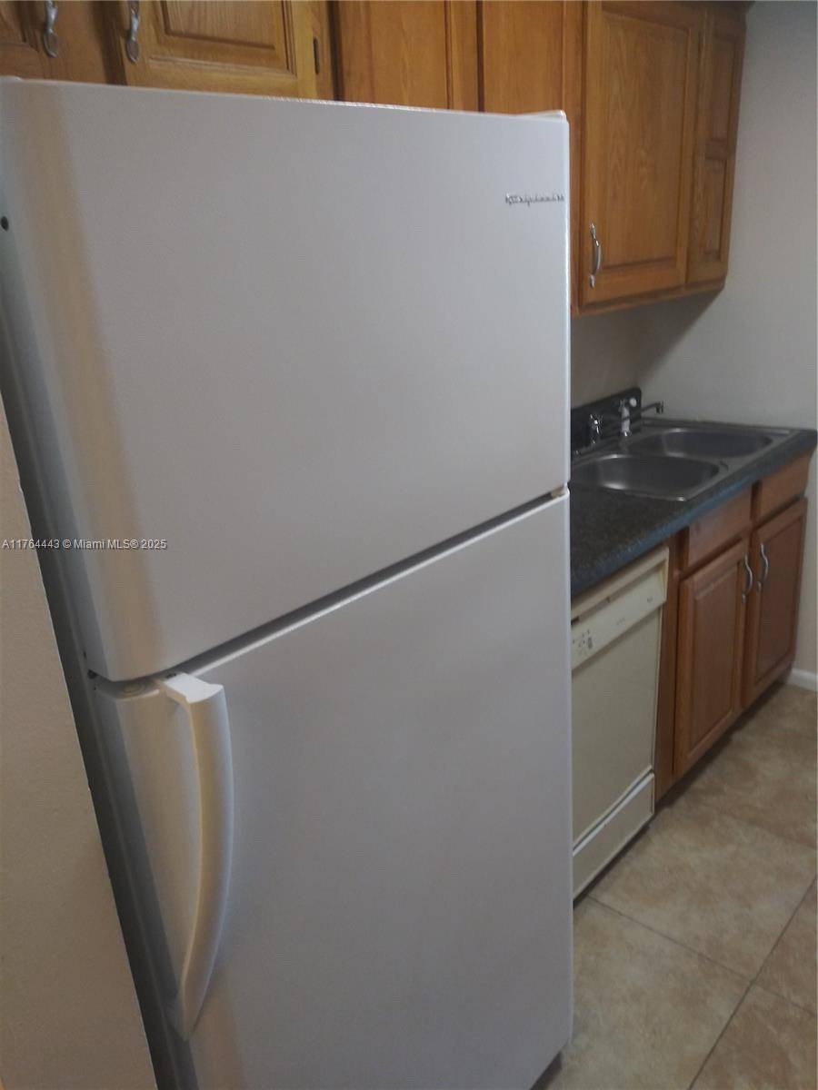 Pompano Beach, FL 33064,3001 NW 4th Ter #159