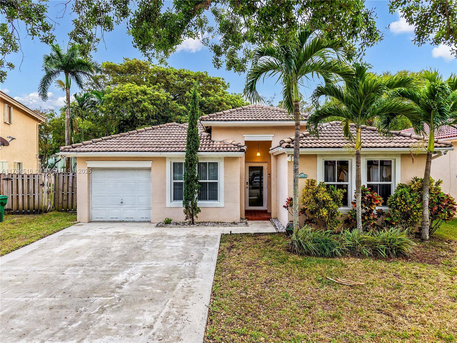 Davie, FL 33325,13936 S Cypress Cove Cir