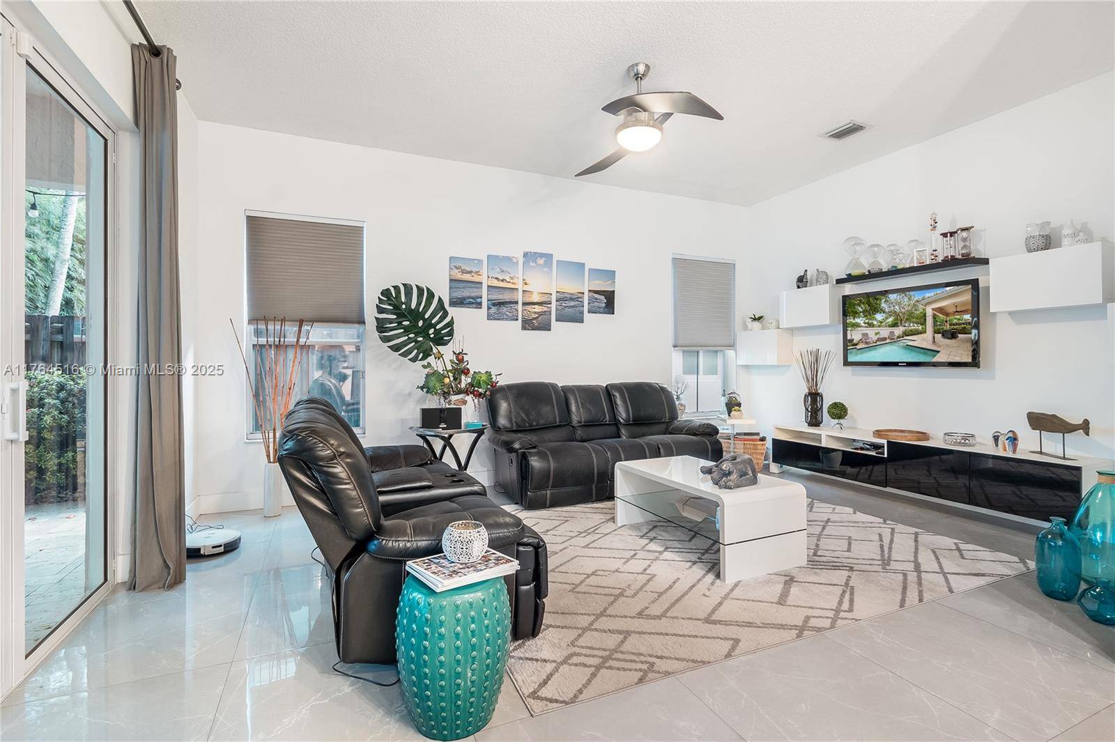 Davie, FL 33325,13936 S Cypress Cove Cir