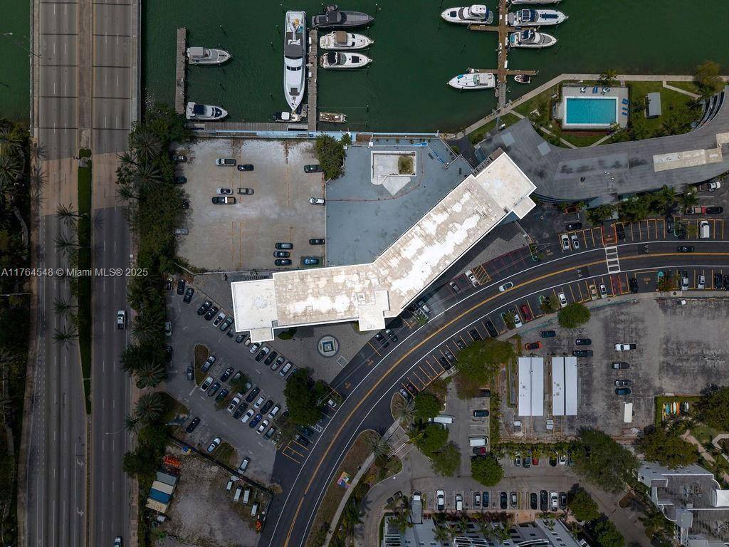 North Bay Village, FL 33141,7904 West Dr #512
