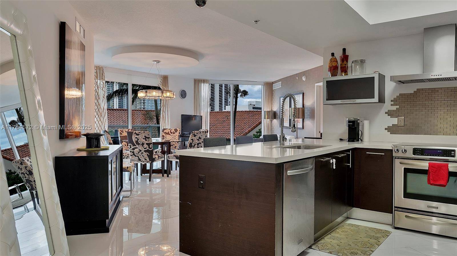 Sunny Isles Beach, FL 33160,200 Sunny Isles Blvd #2-701