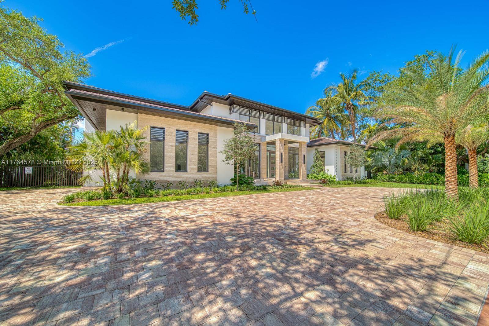 Coral Gables, FL 33146,6900 Granada Blvd