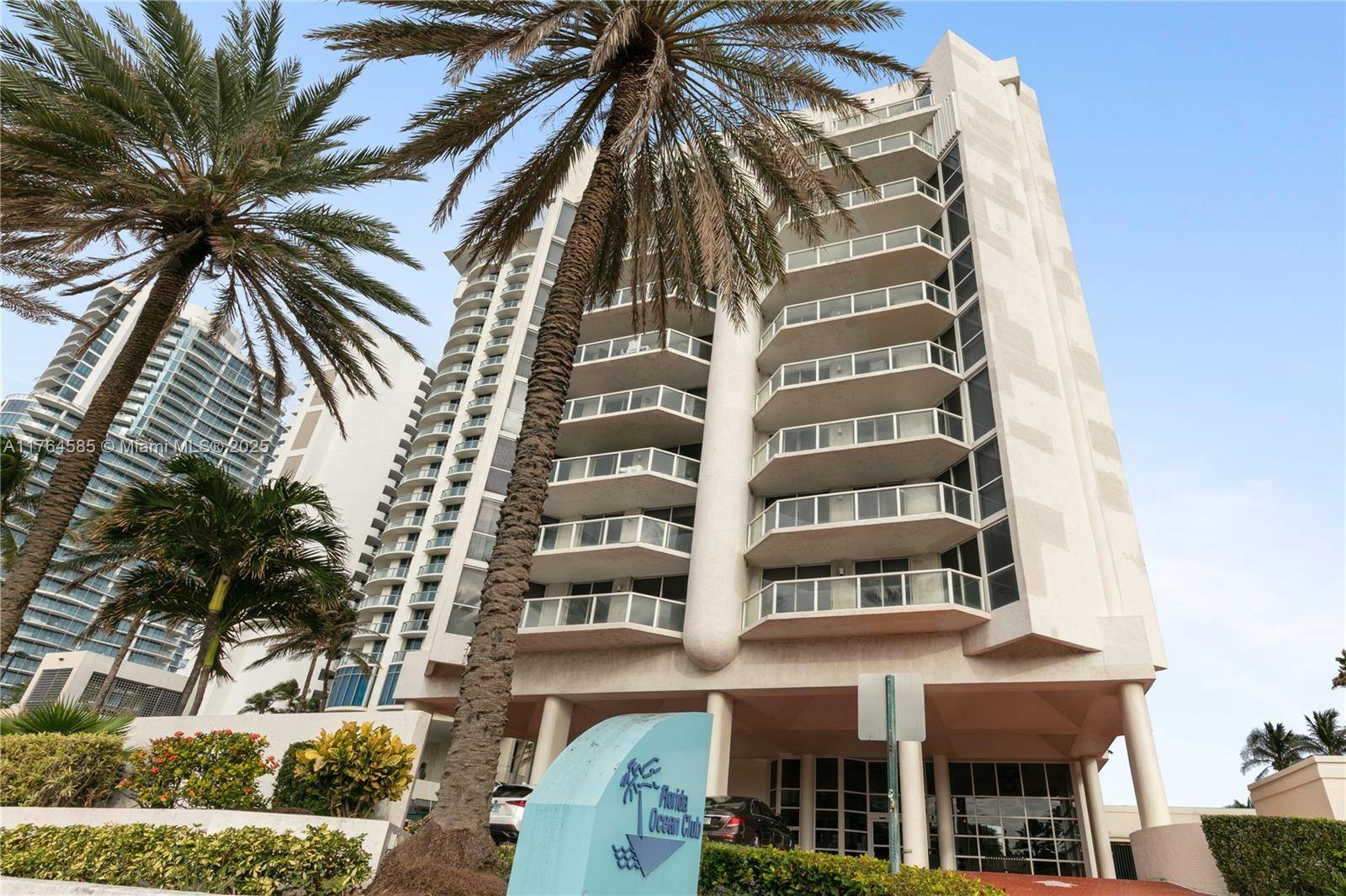 Sunny Isles Beach, FL 33160,17275 Collins Ave #705