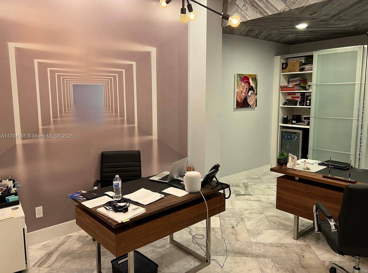 Hollywood, FL 33019,3800 S Ocean Dr #224