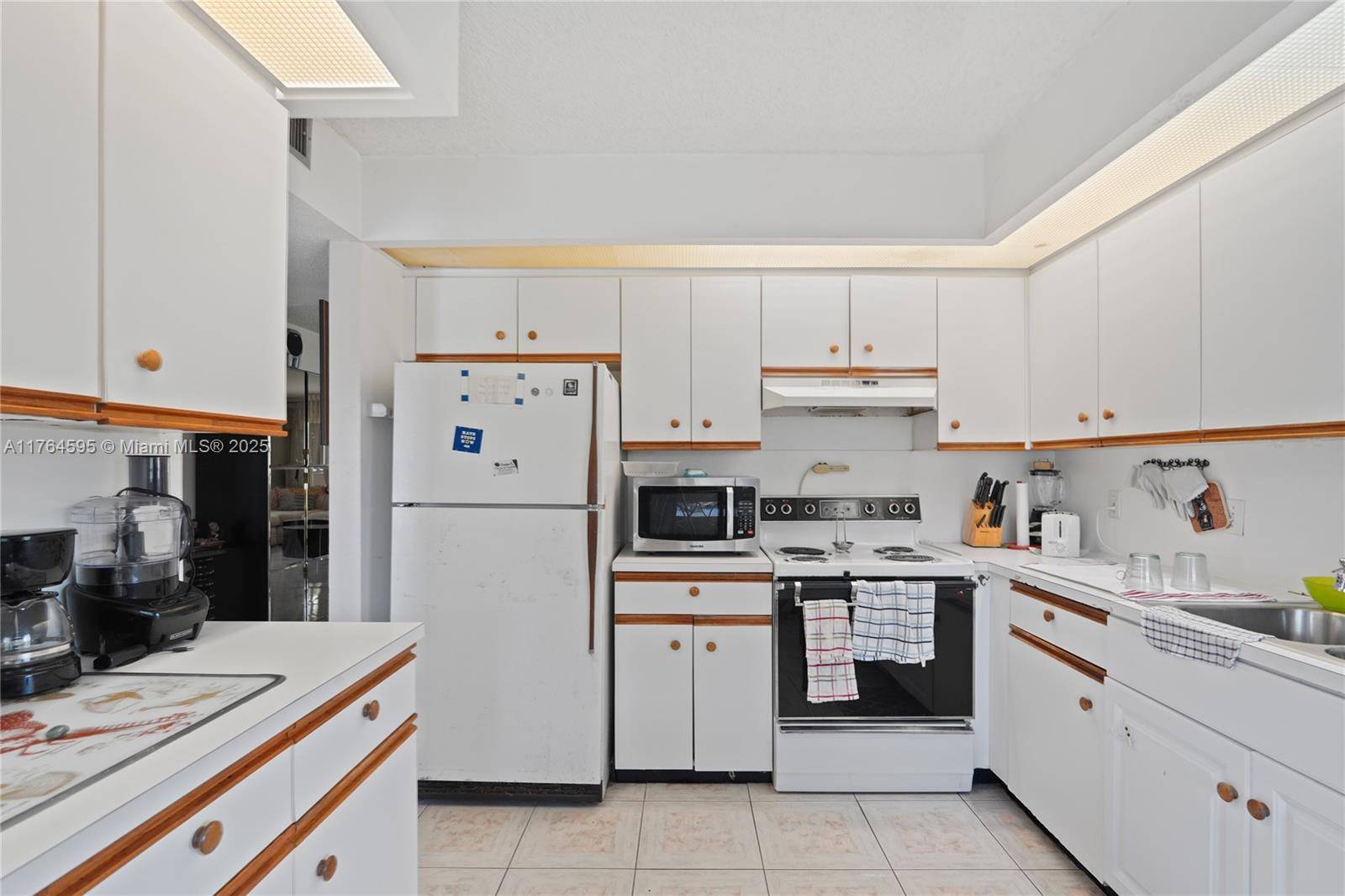 Pembroke Pines, FL 33027,12950 SW 7th Ct #212A
