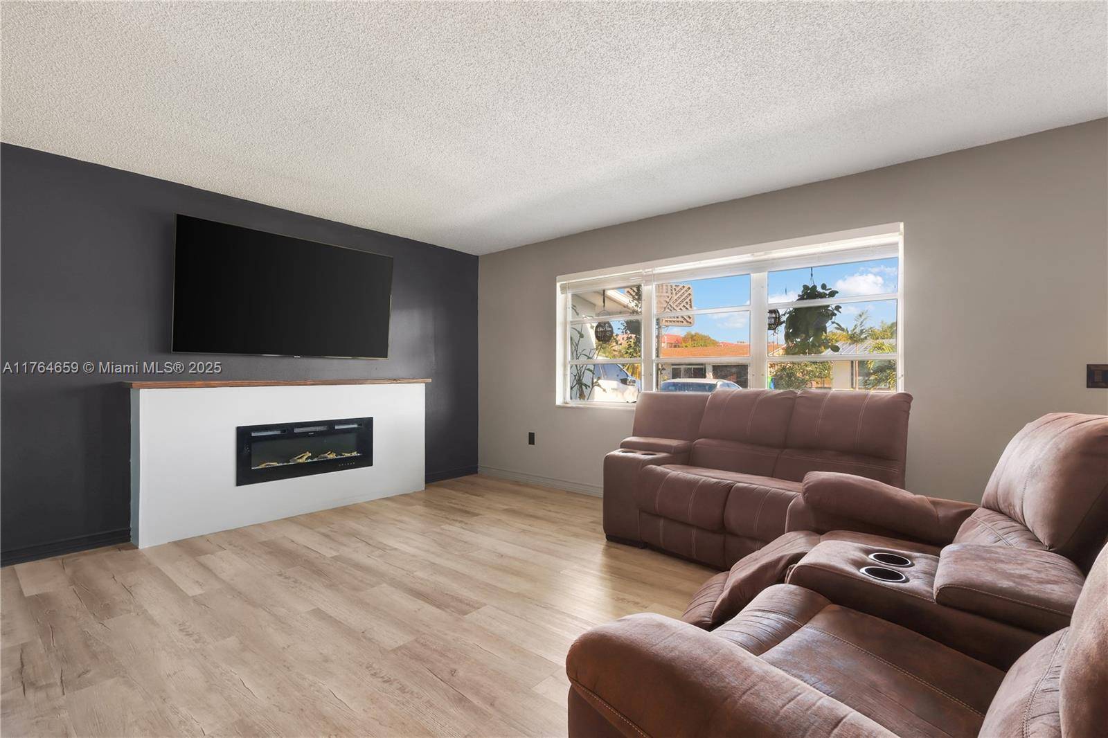 Sunrise, FL 33322,9550 NW 26th Pl