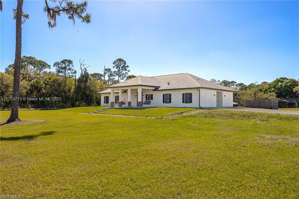 La Belle, FL 33935,5535 County Road 78