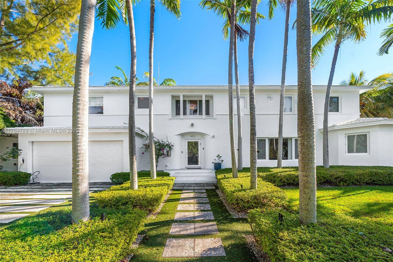 Miami Beach, FL 33140,4213 Nautilus Dr