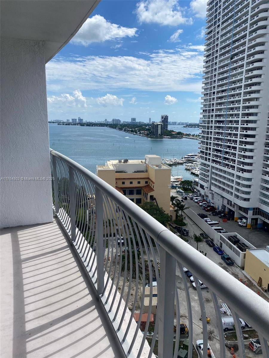 Miami, FL 33132,1750 N Bayshore Dr #1606