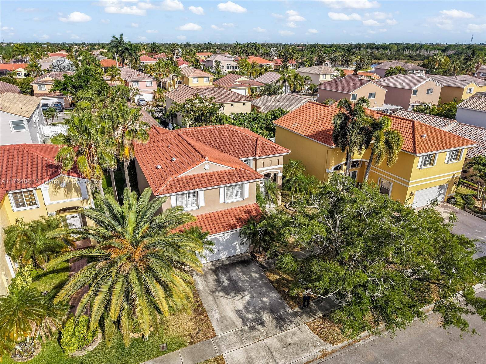 Pembroke Pines, FL 33029,323 SW 190th Ter
