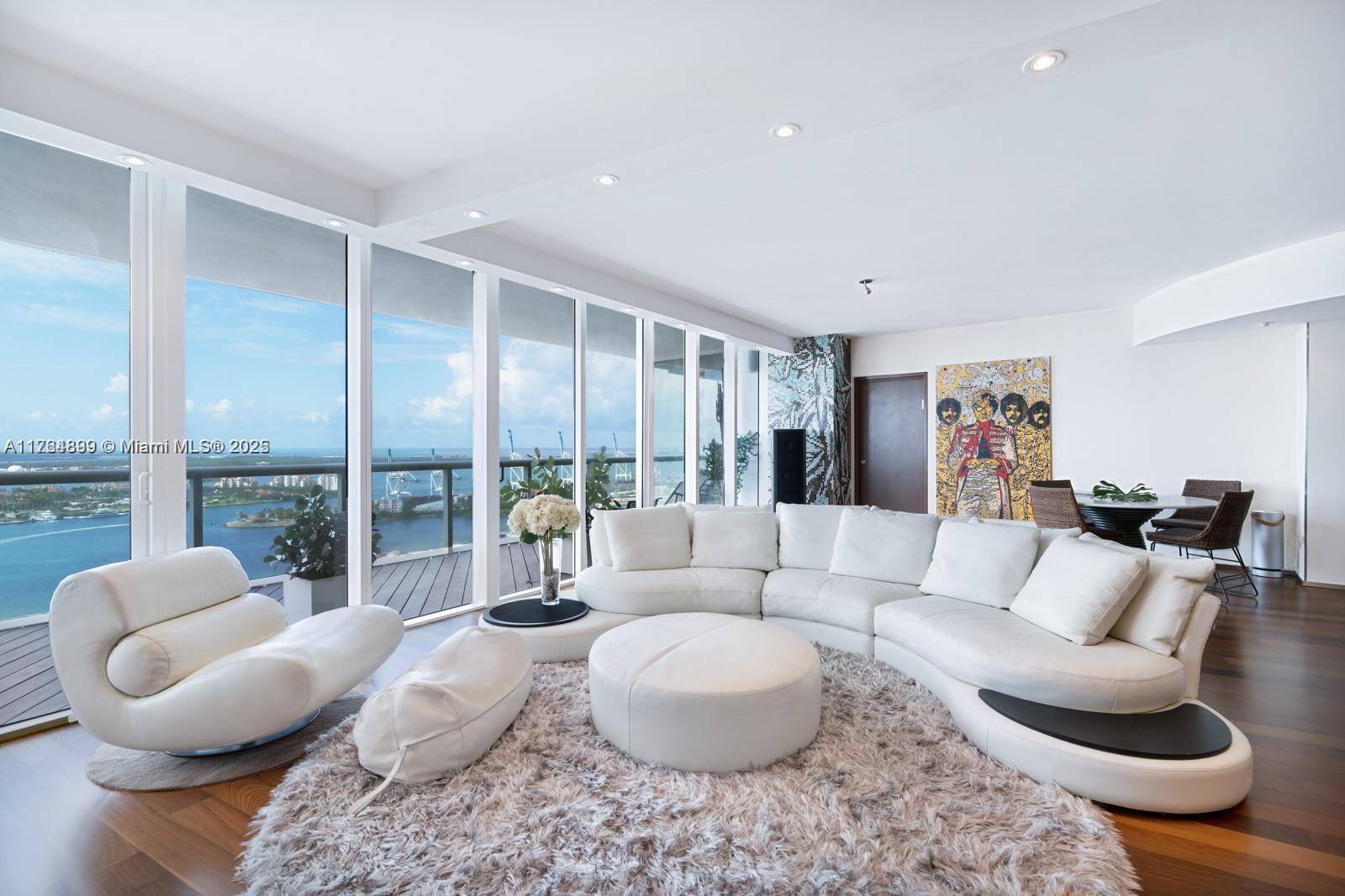 Miami Beach, FL 33139,450 Alton Rd #3303