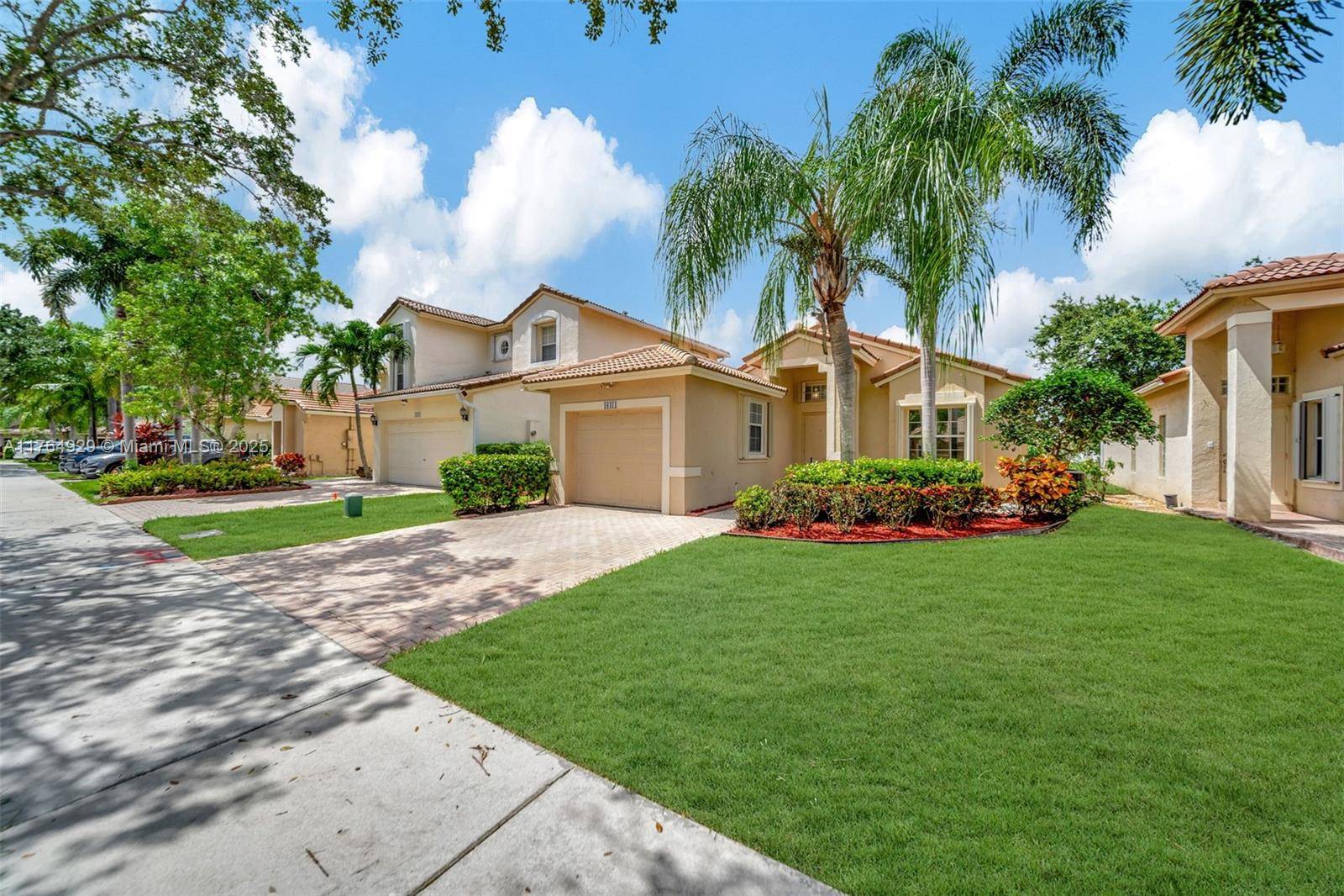 Weston, FL 33331,16411 Sapphire Bnd