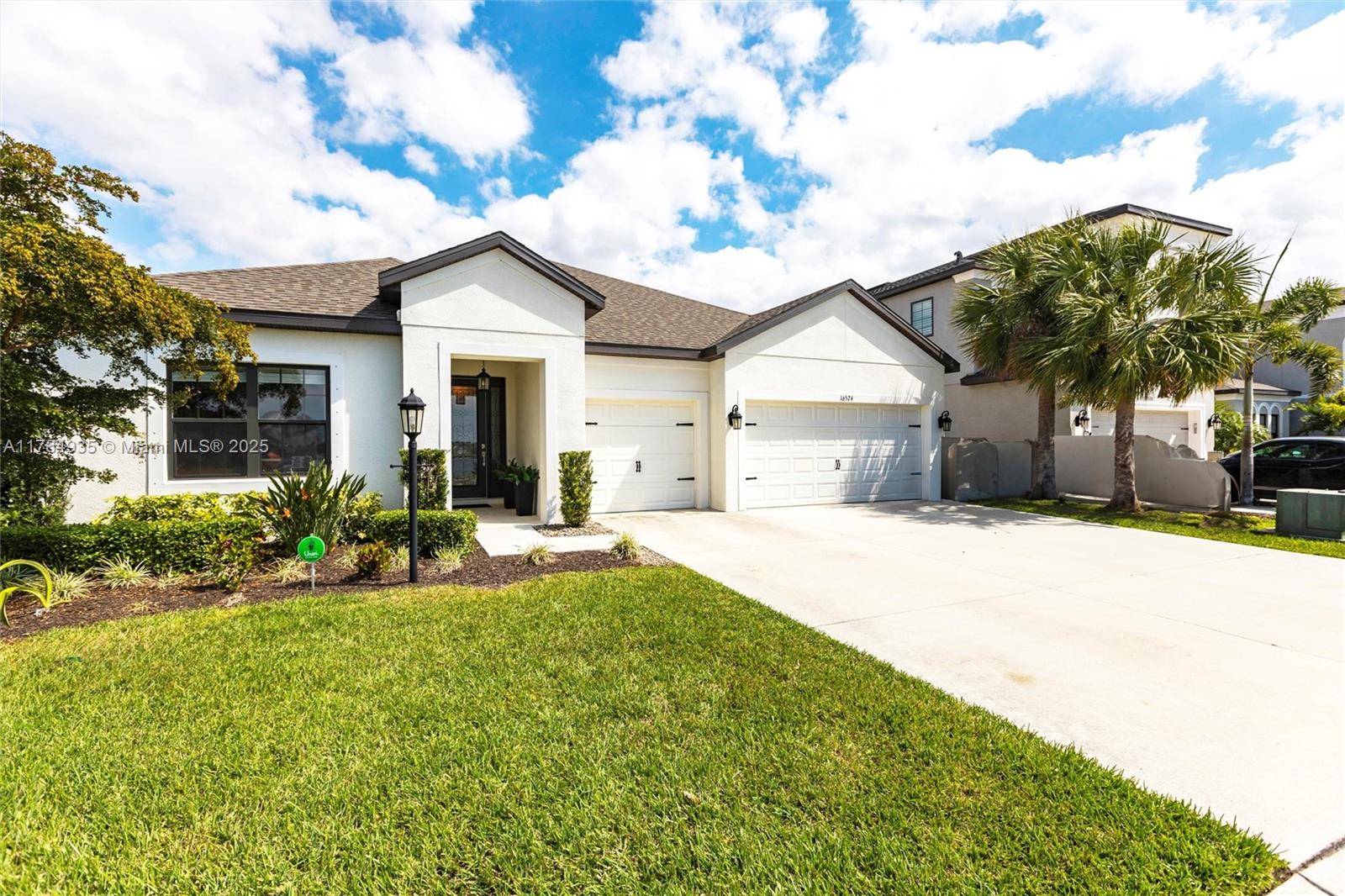 Bradenton, FL 34211,16524 Paynes Mill Dr