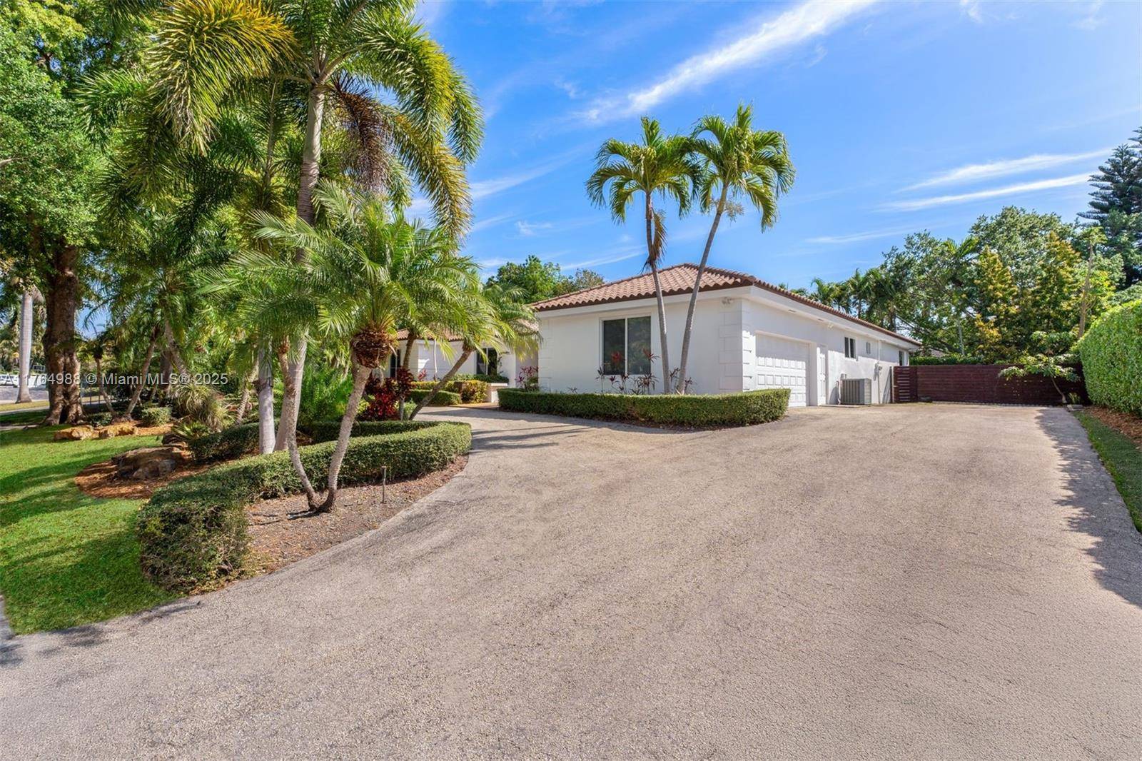 Pinecrest, FL 33156,13271 SW 57th Ct