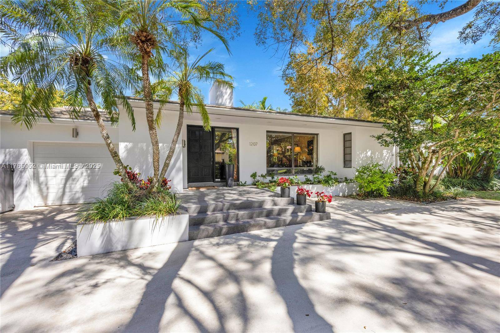 Coral Gables, FL 33146,1207 Aduana Ave