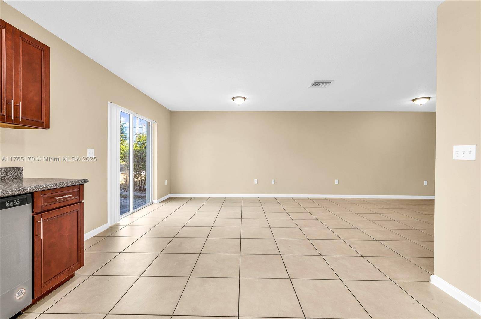 Deerfield Beach, FL 33441,961 SW 15th St